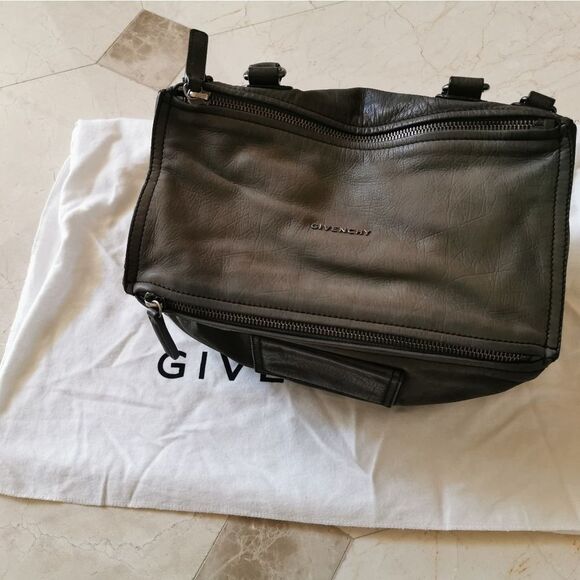 Givenchy Pandora Bag in Medium/Large - Picture 1 of 8